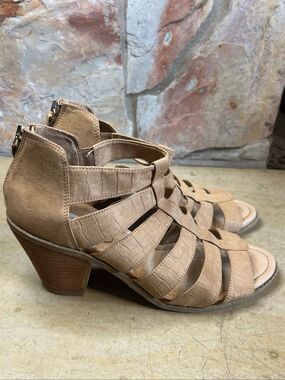 Dr. Scholl's Women's Size 9.5 M Tan Crocodile Gladiator Strappy Heeled Sandals